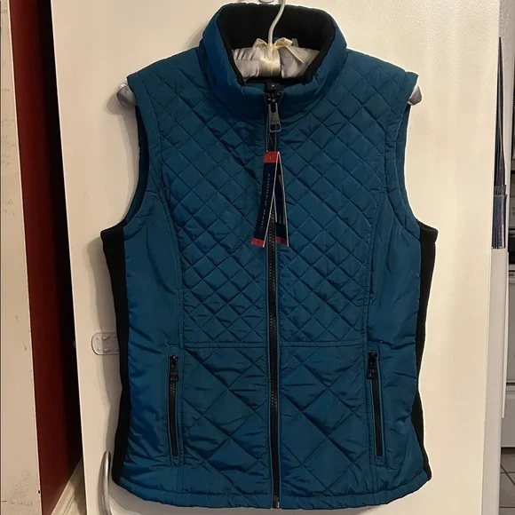 NWT Andrew Marc Women’s Quilted Fitted Vest Size Medium - Picture 4 of 12